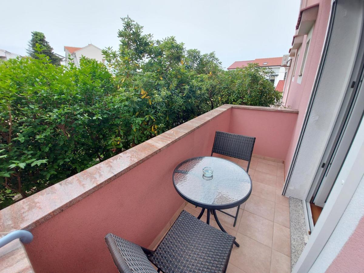 Apartments & Rooms Nensi Baška Exterior foto